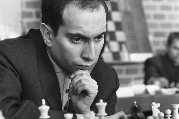 زندگینامه میخائیل تال