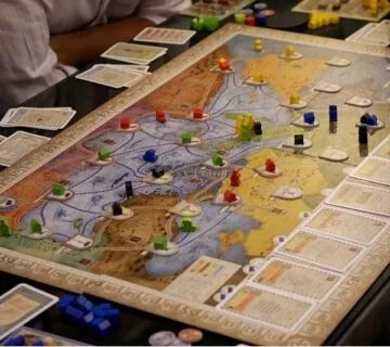 کافه بردگیم