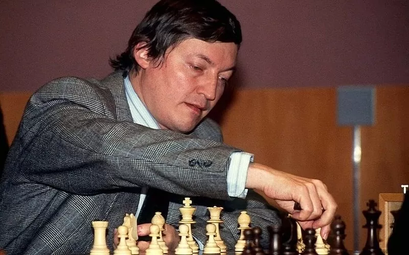 آناتولی کارپف