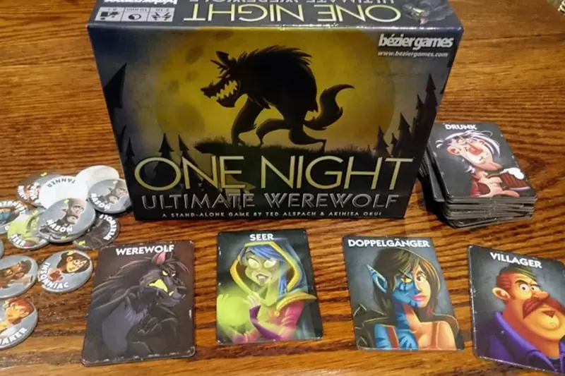 بردگیم دورهمی One Night Ultimate Werewolf