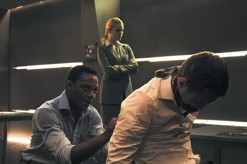 فیلم exam در ژانر اتاق فرار